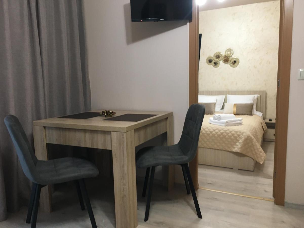 Maya Apartment Клуж-Напока Екстериор снимка